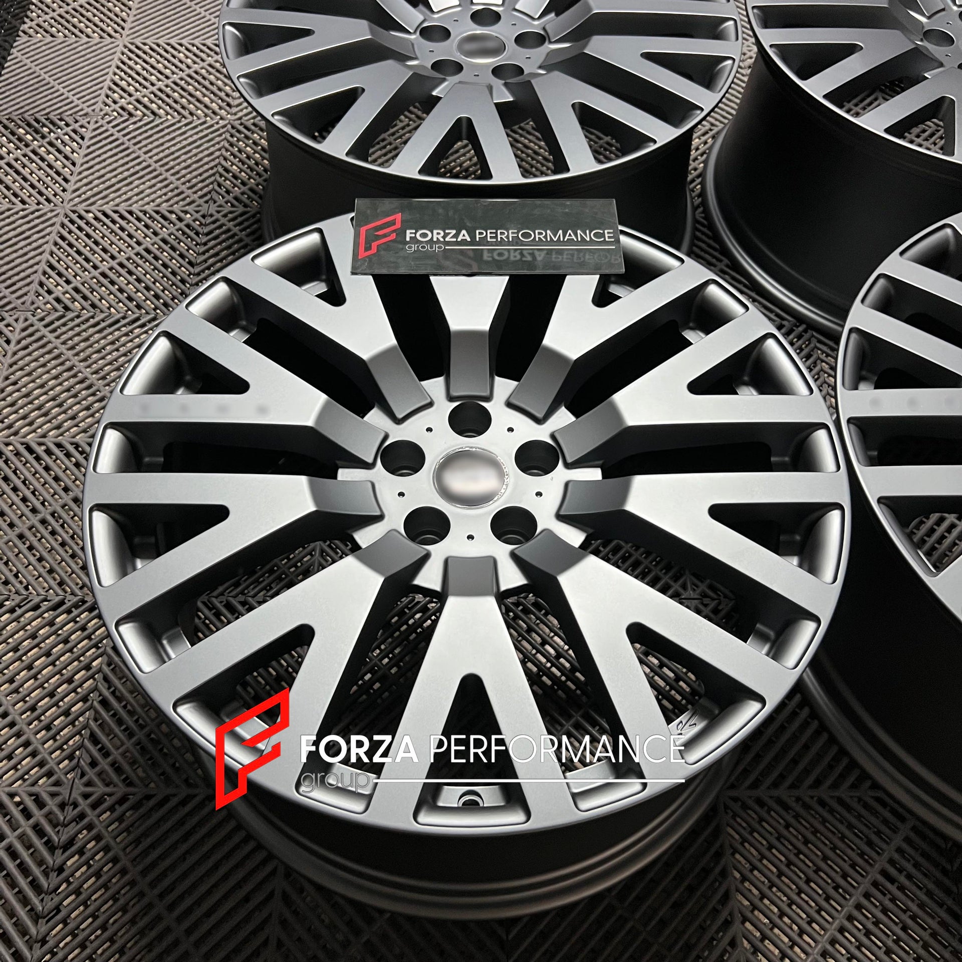 FORGED WHEELS RIMS FOR LAND ROVER RANGE ROVER L460 2026 P530 Forza Performance custom fit buy KAHN RS FORGED style wheels