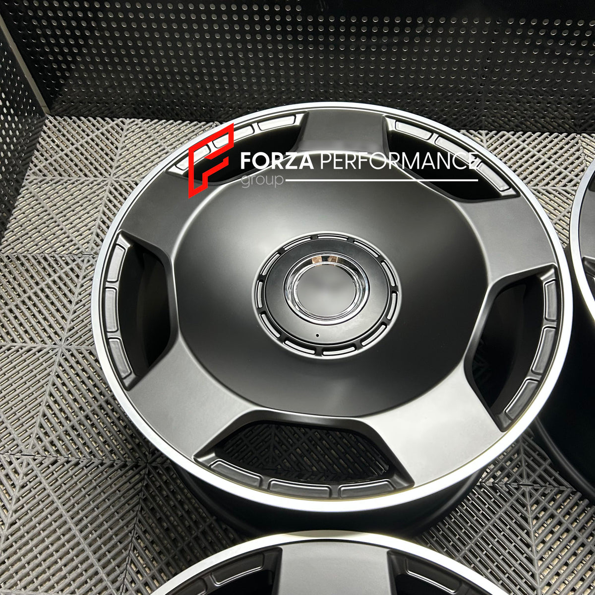 22 INCH FORGED WHEELS RIMS for MERCEDES BENZ GLS 580 X167 2026 Forza Performance custom fit buy OEM Mercedes-AMG Monoblock style design wheels