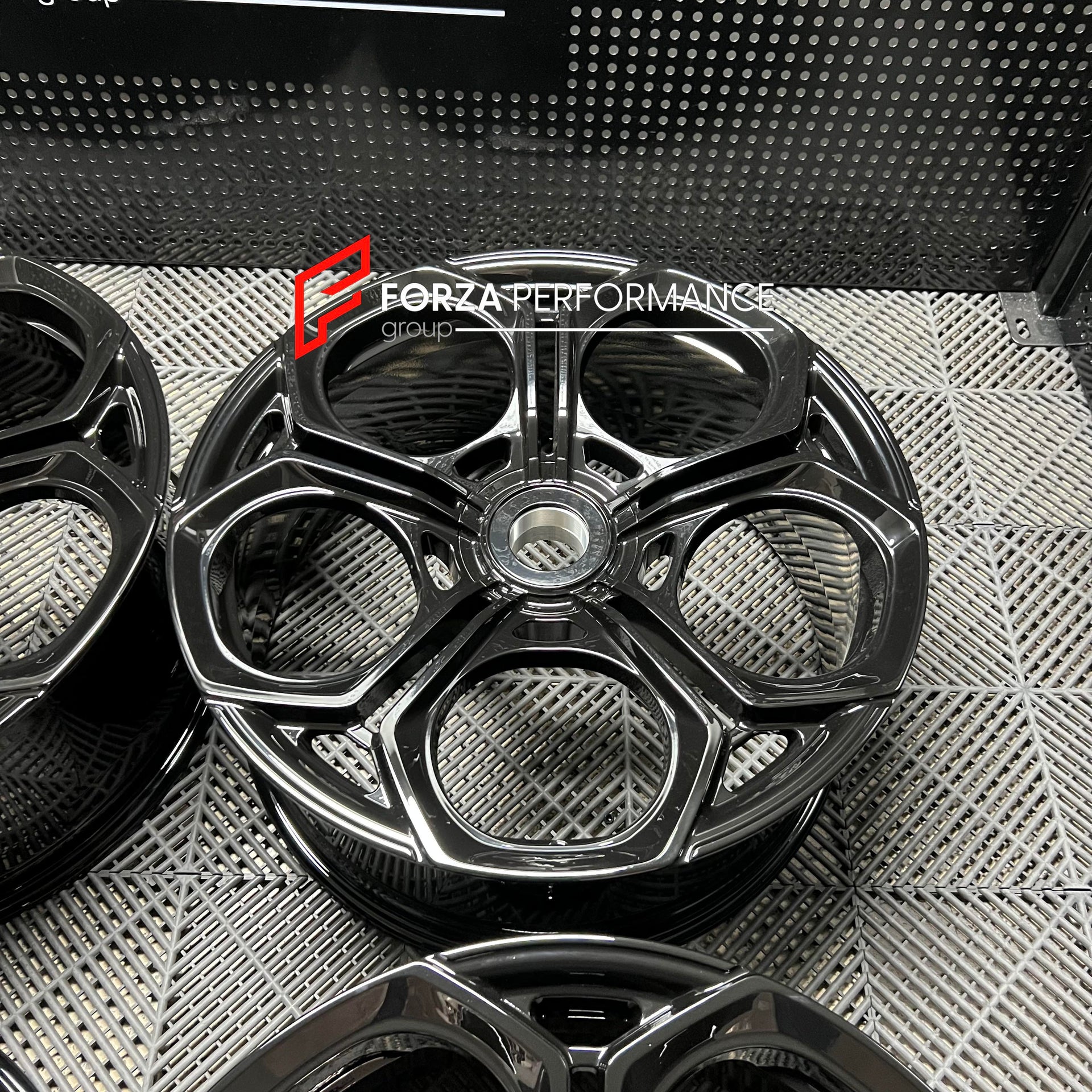 22 INCH FORGED WHEELS RIMS for ZEEKR 001 PRE FACELIFT Forza Performance custom fit TopCar R'Evo style design wheels