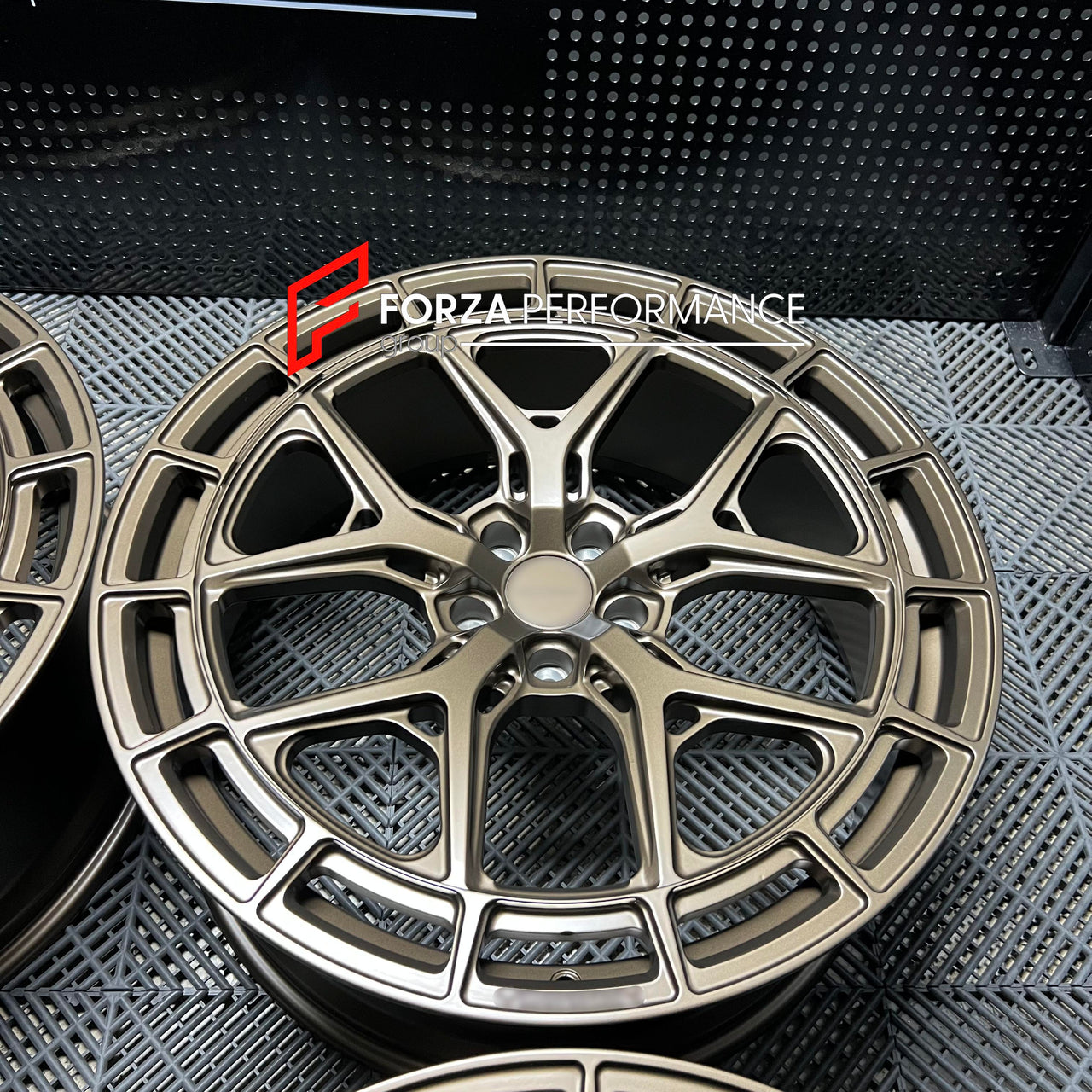 23 INCH FORGED WHEELS RIMS for LAND ROVER Defender L663 2026 P300 P400 P500 P636 custom fit buy VOSSEN HFX 1 style wheels