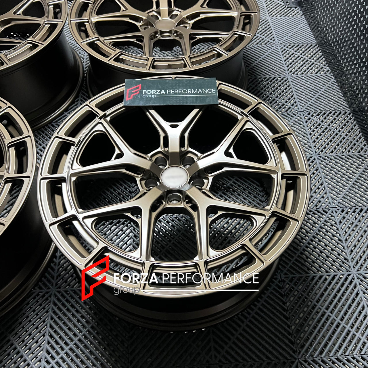 23 INCH FORGED WHEELS RIMS for LAND ROVER Defender L663 2026 P300 P400 P500 P636 custom fit buy VOSSEN HFX 1 style wheels