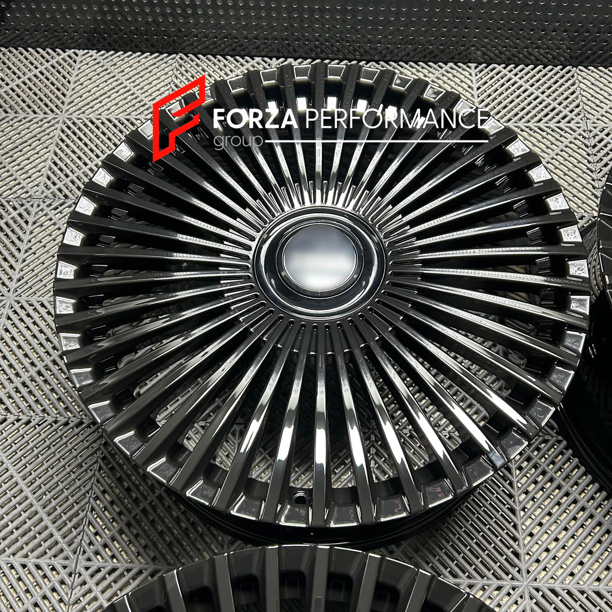 23 INCH FORGED WHEELS RIMS for LAND ROVER RANGE ROVER L460 2026 P360 P400 P440e P530 P615 SV Forza Performance custom fit buy FORGIATO TRIMESTRE M style design wheels