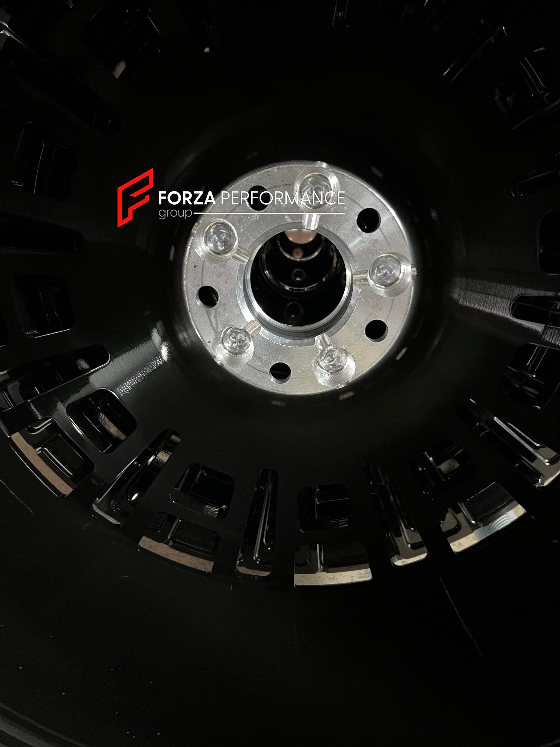 FORGED WHEELS RIMS FOR LAND ROVER RANGE ROVER L460 2026 P530 Forza Performance custom fit buy URBAN UF-6