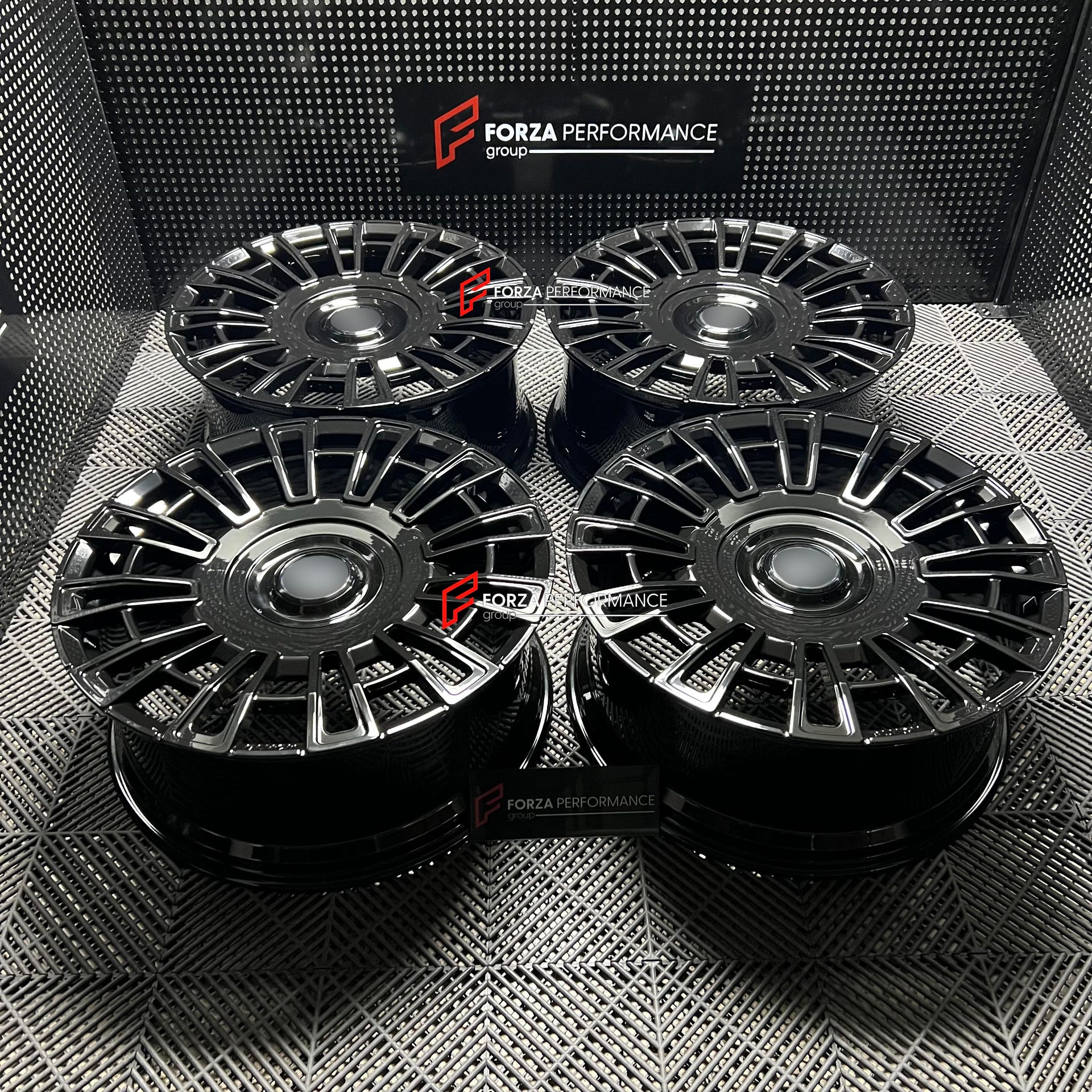FORGED WHEELS RIMS FOR LAND ROVER RANGE ROVER L460 2026 P530 Forza Performance custom fit buy URBAN UF-6