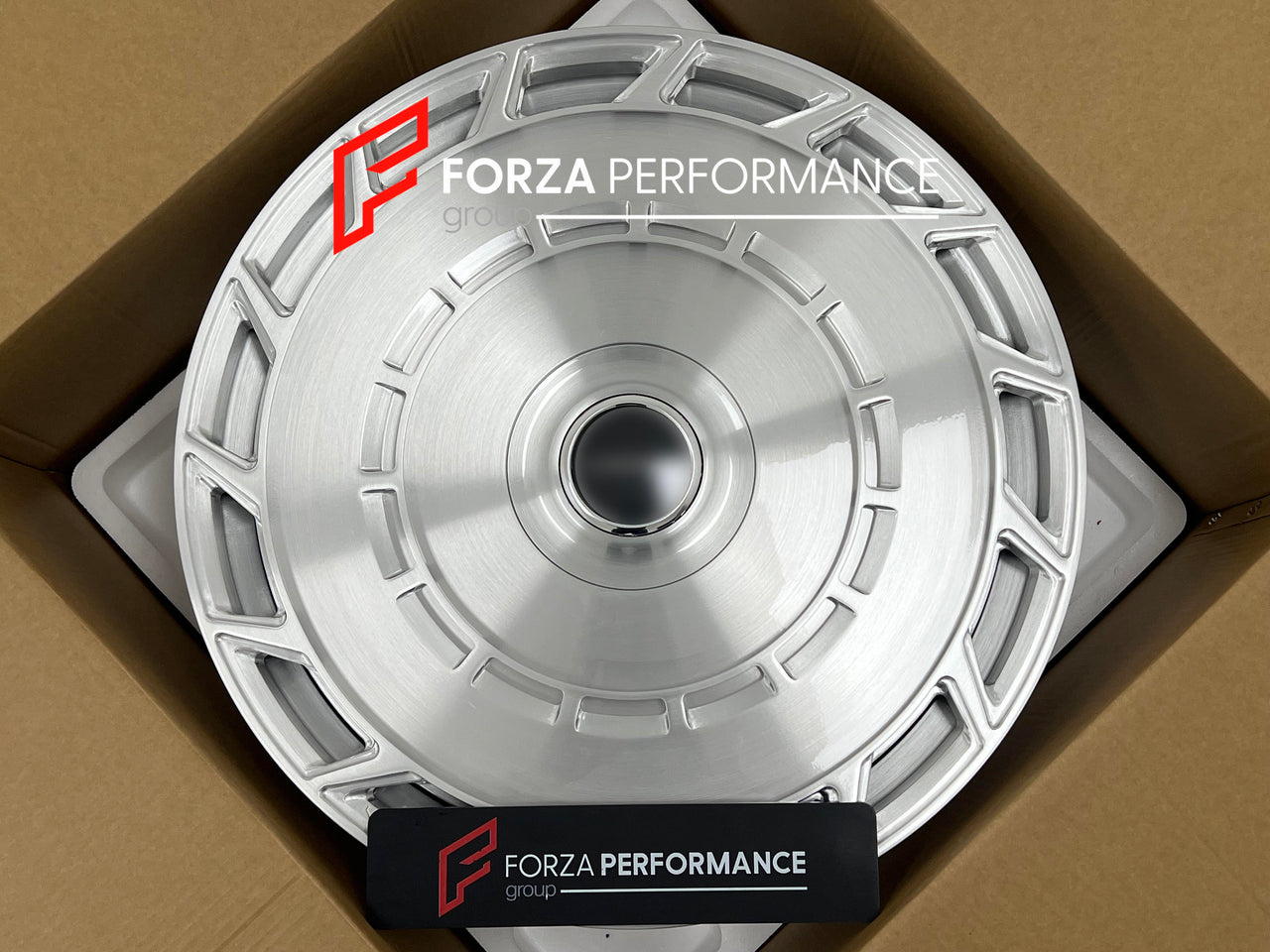 24 INCH FORGED WHEELS RIMS for LAND ROVER RANGE ROVER L460 2026 custom fit buy Forza Performance Vossen LC3-11T style design wheels