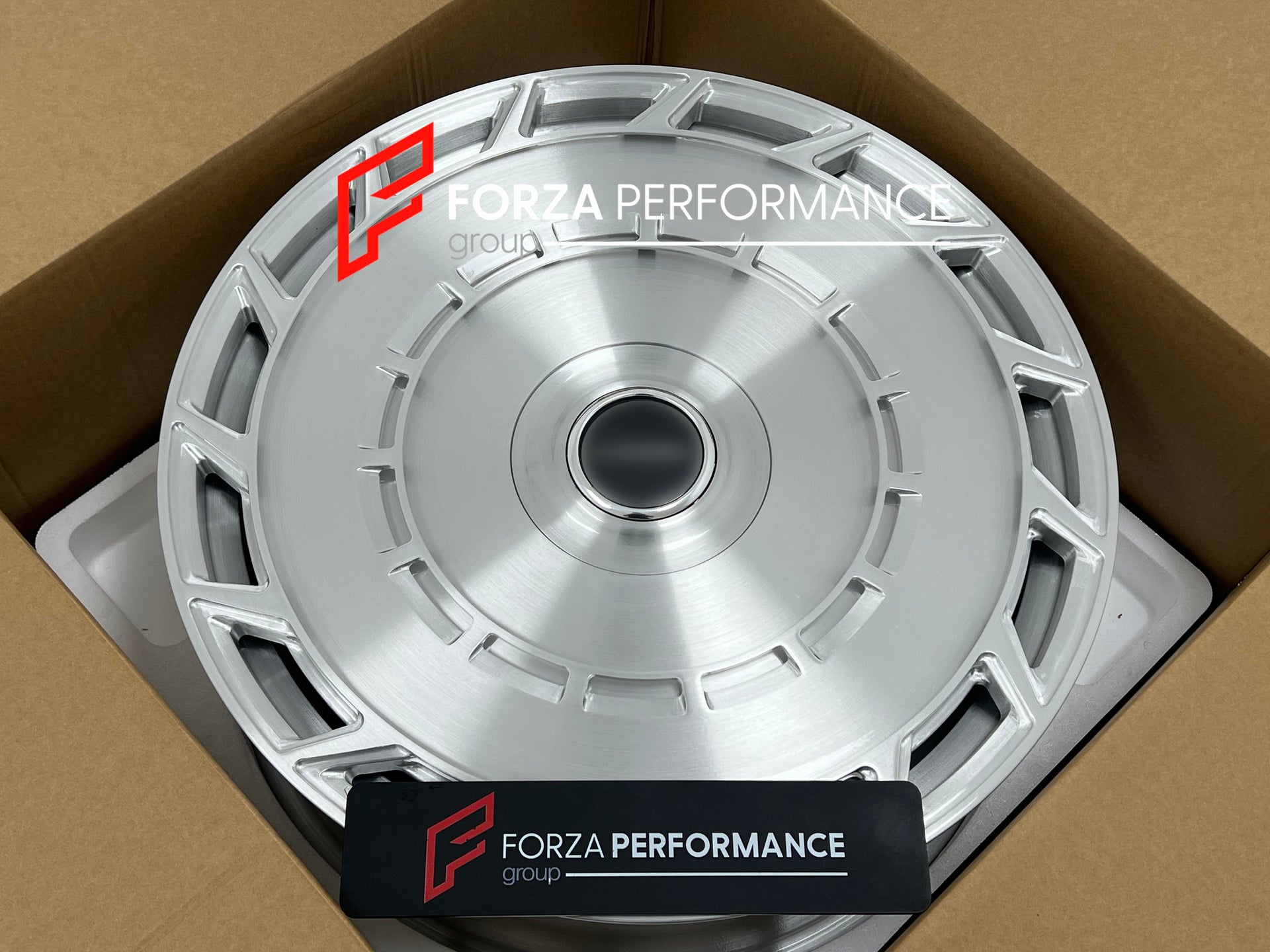 24 INCH FORGED WHEELS RIMS for LAND ROVER RANGE ROVER L460 2026 custom fit buy Forza Performance Vossen LC3-11T style design wheels