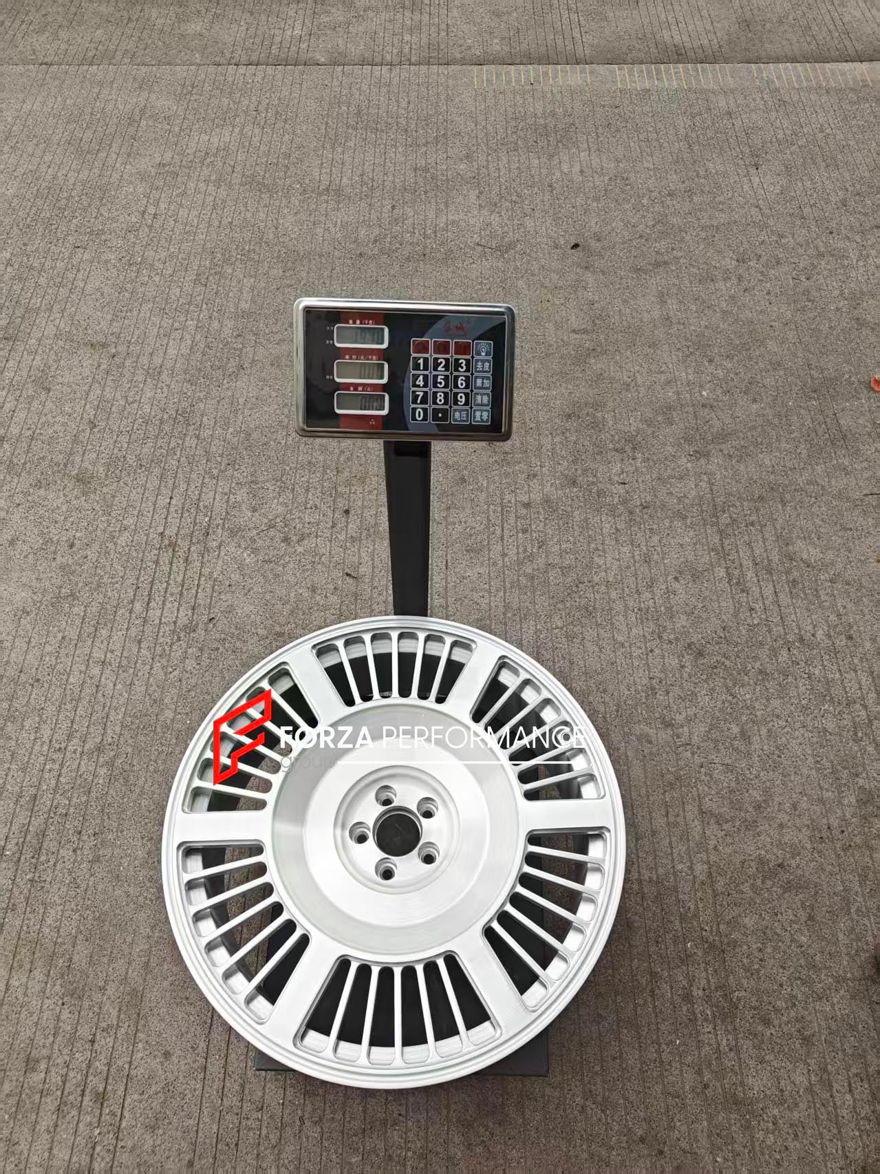 24 INCH FORGED WHEELS RIMS for ROLLS ROYCE GHOST 2024 Forza Performance custom fit buy RDB Masterpiece style wheels
