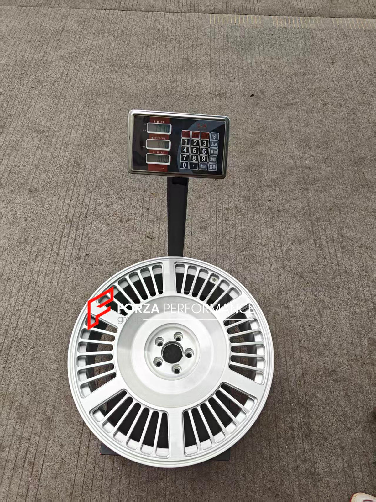 24 INCH FORGED WHEELS RIMS for ROLLS ROYCE GHOST 2024 Forza Performance custom fit buy RDB Masterpiece style wheels