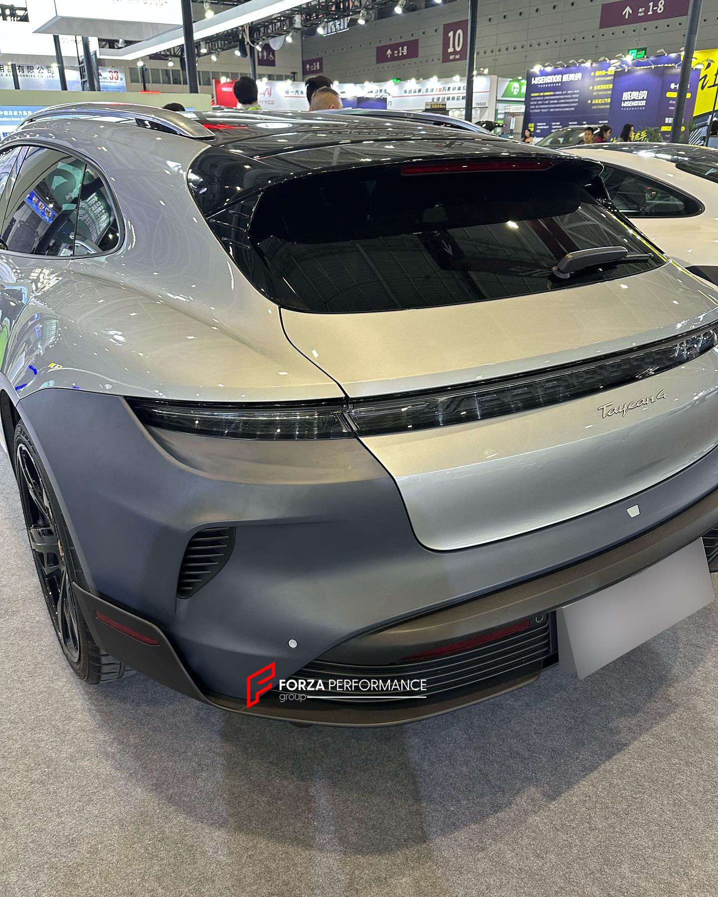 CONVERSION BODY KIT for PORSCHE TAYCAN J1.1 2020-2024 UPGRADE to PORSCHE TAYCAN J1.2 2025+ FACELIFT

Set includes:

Front Lip
Front Bumper

Rear Bumper
Rear Diffuser

Material: Plastic

Note: Professional installation is required