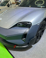 CONVERSION BODY KIT for PORSCHE TAYCAN J1.1 2020-2024 UPGRADE to PORSCHE TAYCAN J1.2 2025+ FACELIFT

Set includes:

Front Lip
Front Bumper

Rear Bumper
Rear Diffuser

Material: Plastic

Note: Professional installation is required