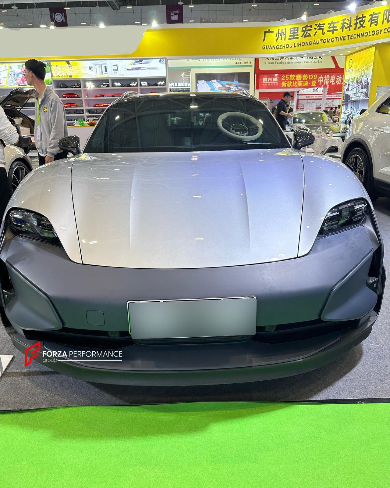 CONVERSION BODY KIT for PORSCHE TAYCAN J1.1 2020-2024 UPGRADE to PORSCHE TAYCAN J1.2 2025+ FACELIFT

Set includes:

Front Lip
Front Bumper

Rear Bumper
Rear Diffuser

Material: Plastic

Note: Professional installation is required