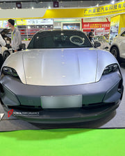 CONVERSION BODY KIT for PORSCHE TAYCAN J1.1 2020-2024 UPGRADE to PORSCHE TAYCAN J1.2 2025+ FACELIFT

Set includes:

Front Lip
Front Bumper

Rear Bumper
Rear Diffuser

Material: Plastic

Note: Professional installation is required