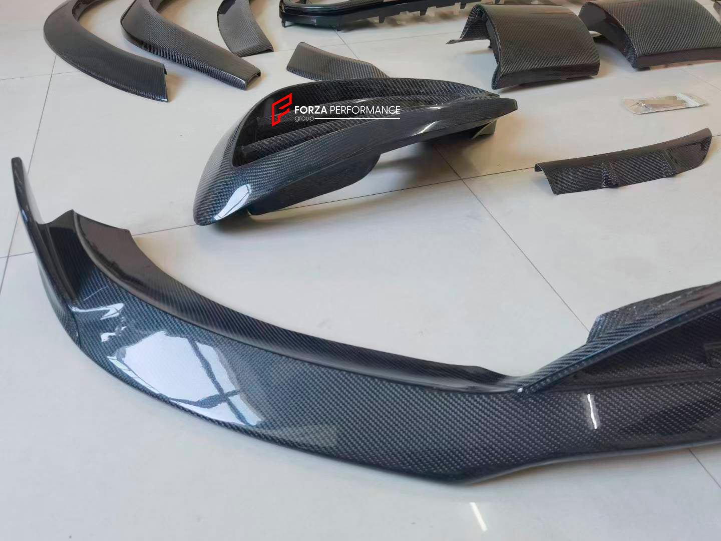900 DRY CARBON BODY KIT for MERCEDES-BENZ AMG GLE 63 SUV V167 2019+