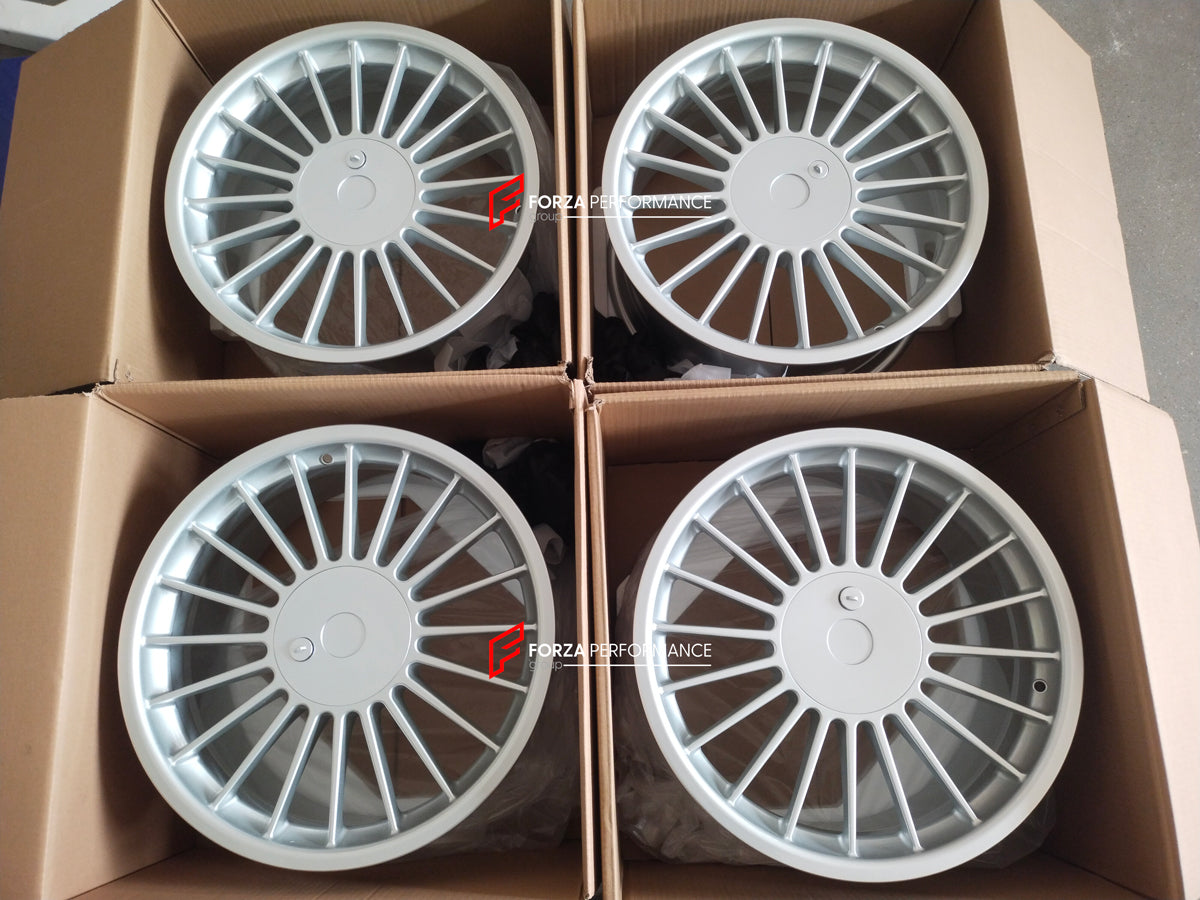 Alpina Race Classic サイズEU46　新品未使用 Alpina Racing Classic | クラシックスキーブーツ | Varuste.net 日本語