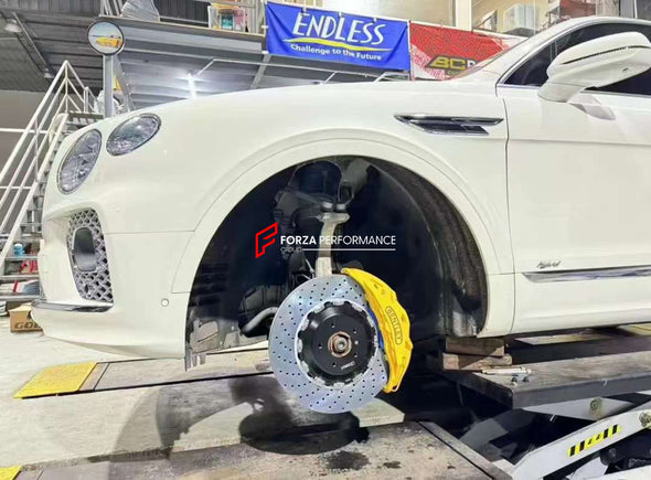 In the photos above you can see an installed Forza Performance Group set of large front brakes for the BENTLEY BENTAYGA PL71 FACELIFT 2020&nbsp;with 440x40mm / 400x38mm brake discs by 22-inch brake calipers.  Current set includes:  4x Brake calipers (10-piston front, 4-piston rear) 2x Front Brake discs 440x40mm  2x Rear Brake discs 400x38mm 4x Brake caliper adapters 4x Brake Pads  4x Brake hoses and installation kits with nipples