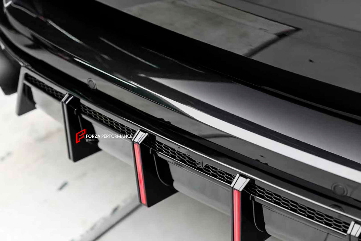 BODY KIT for BMW X5 G05 LCI 2023+

Set includes:

Front Lip
Rear Roof Spoiler
Rear Diffuser
Exhaust Tips
Material: Plastic

Note: Professional installation is required.