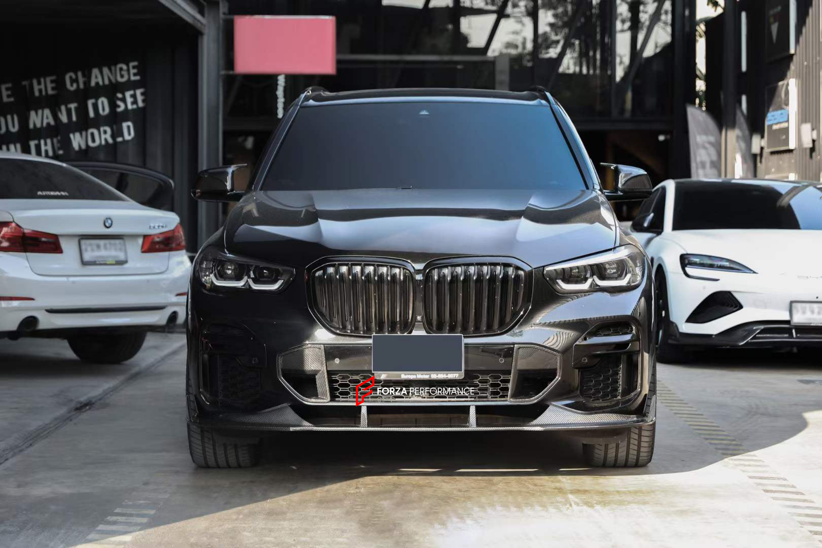 CARBON BODY KIT for BMW X5 G05 G18 2018 - 2023  Set includes:  Front Lip Front Air Vent Covers Side Mirror Covers Side Fender Air Vent Covers Roof Spoiler Rear Diffuser