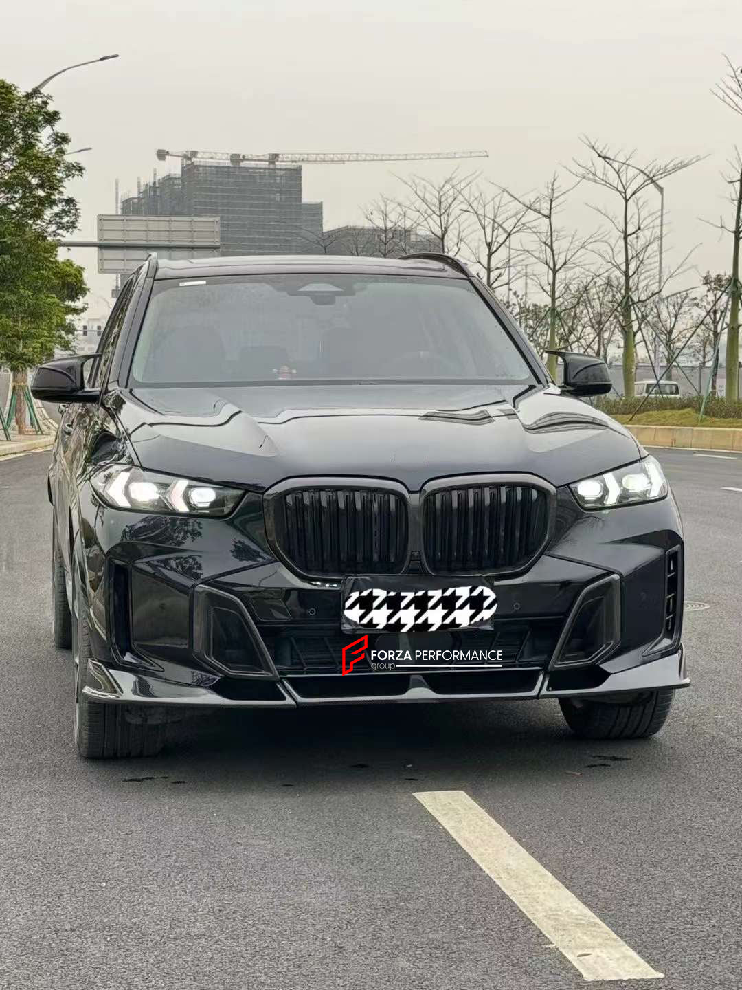 CARBON BODY KIT for BMW X5 G05 LCI 2023+  Set includes:  Front Lip Rear Diffuser