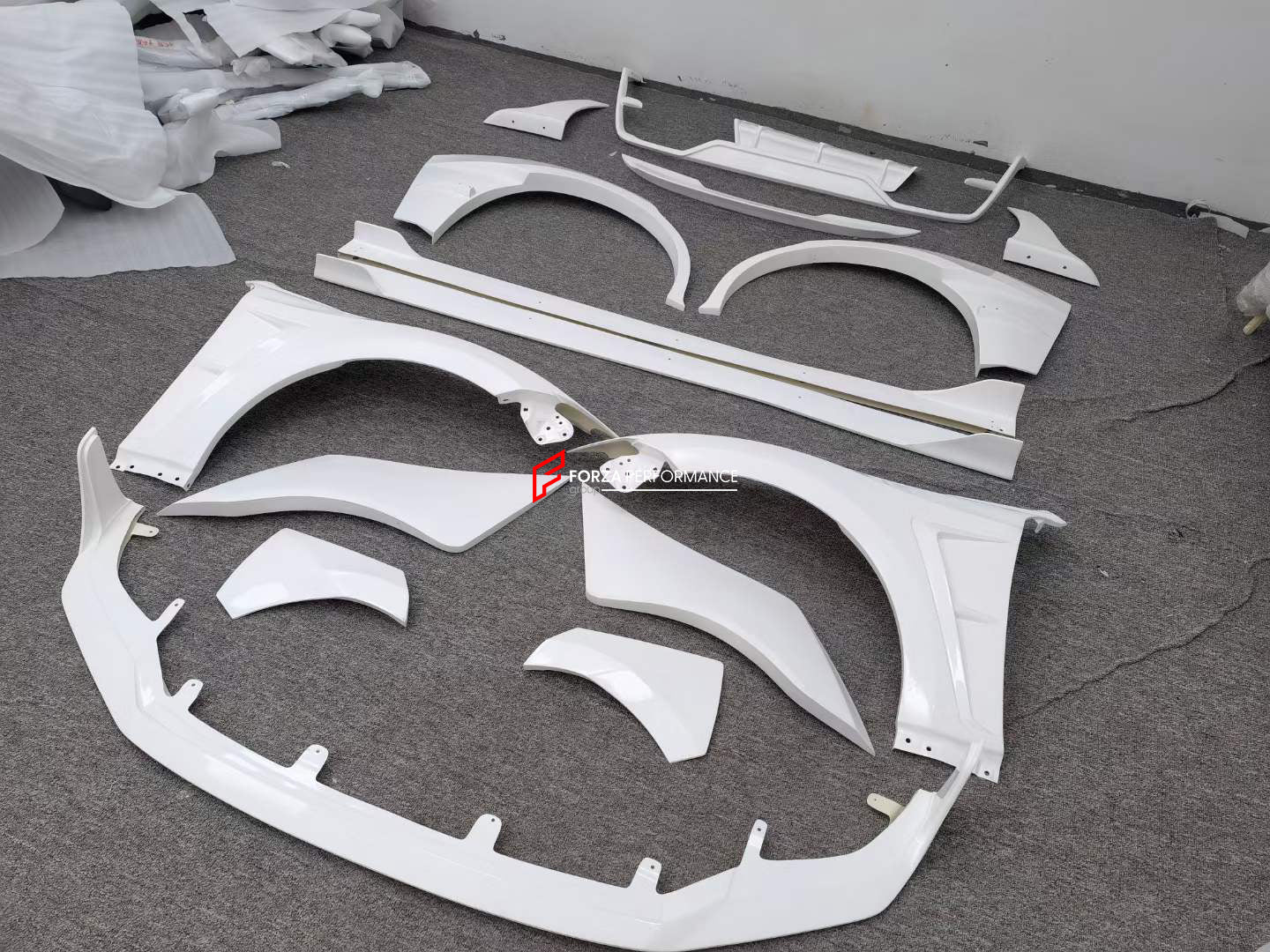 CARBON BODY KIT for LEXUS IS XE30 LCI 2020+  Set includes:  Front Lip Fender Flares Side Skirts Rear Diffuser Rear Spoiler
