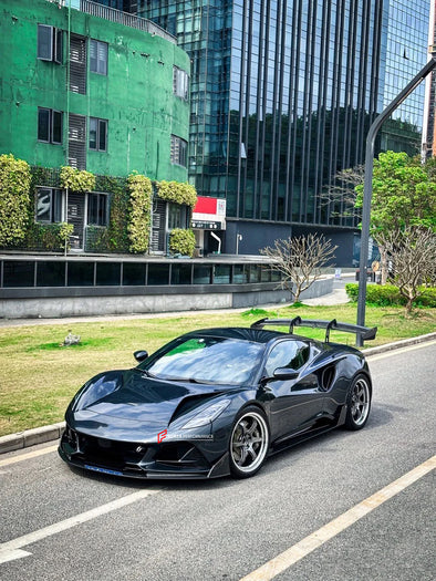 CARBON BODY KIT for LOTUS EMIRA

Set includes:

Front Lip
Side Skirts
Rear Spoiler
Rear Diffuser