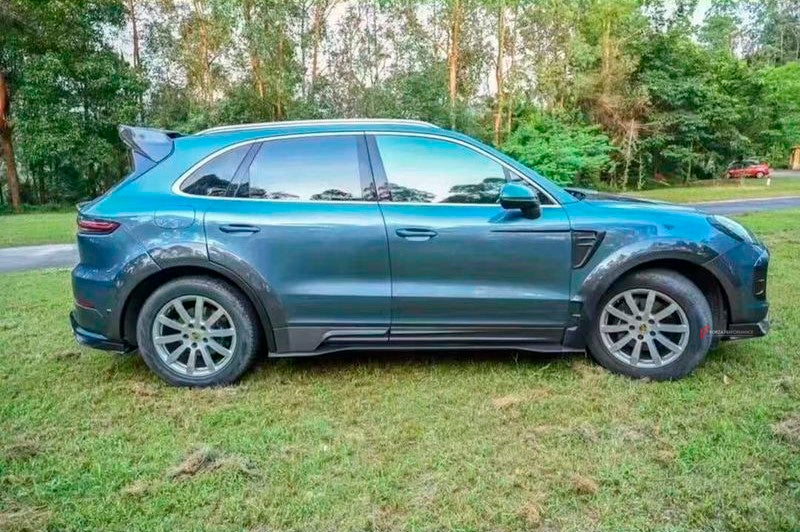 Wide Carbon Body Kit for PORSCHE CAYENNE III 9Y0 2018+