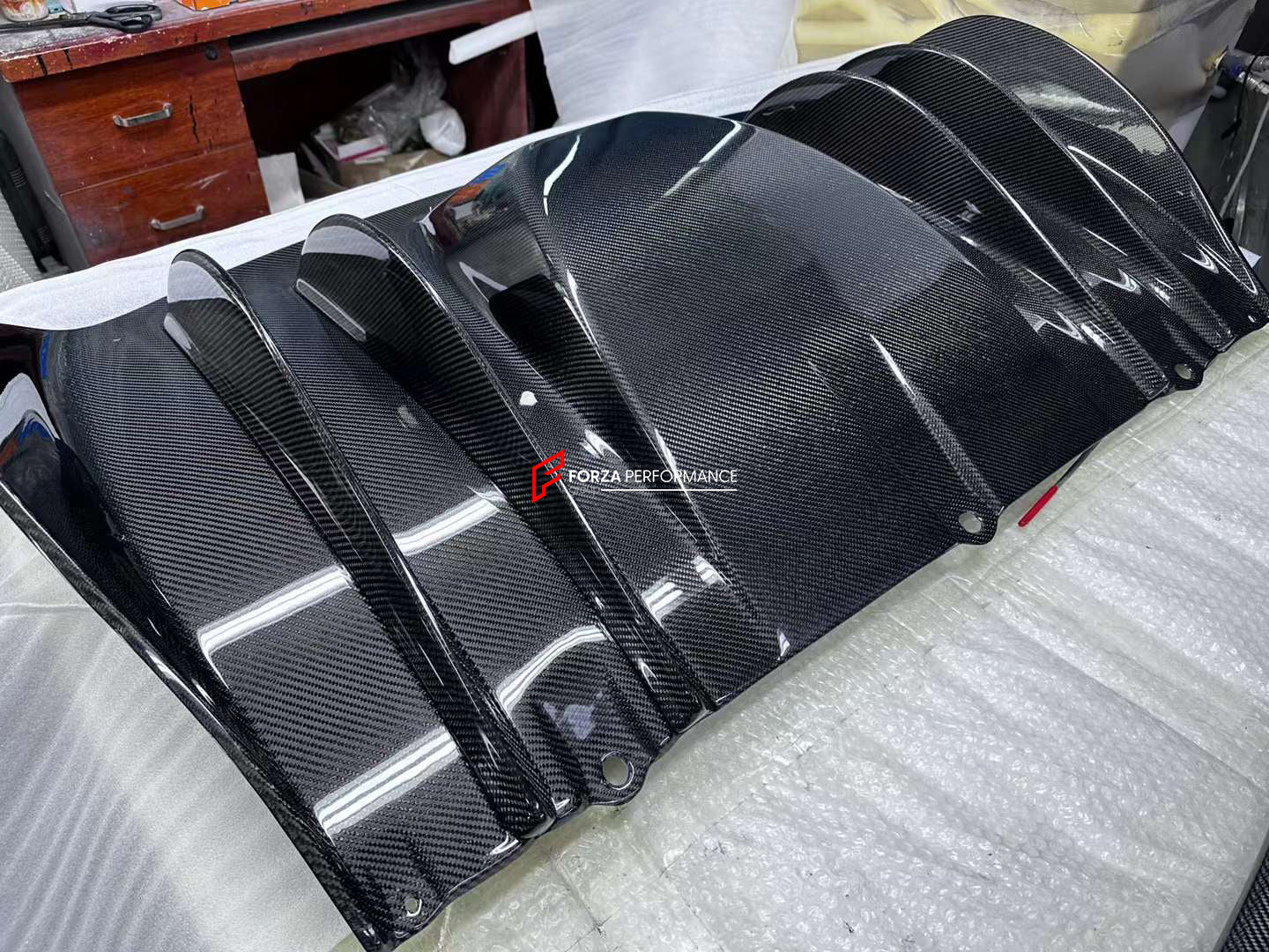CARBON REAR DIFFUSER for FERRARI F430 2005 - 2011 Set includes: Rear Diffuser