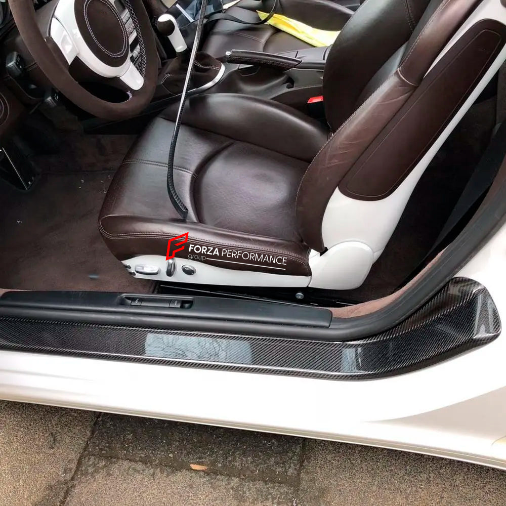 CARBON DOOR SILL FOR PORSCHE 911 997 2004 - 2013

Set includes:

Door Sill

Material: Carbon Fiber

NOTE: Professional installation is required.