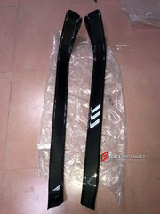 CARBON DOOR SILL FOR PORSCHE 911 997 2004 - 2013

Set includes:

Door Sill

Material: Carbon Fiber

NOTE: Professional installation is required.