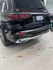 CONVERSION BODY KIT for MERCEDES-BENZ GLS X167 2020+ UPGRADE to GLS 600 MAYBACH 2024 FACELIFT

Set includes:

Front Bumper
Front Grille
Front Bumper Air Vents
Side Fenders
Rear Bumper

Material: Plastic

Note: Professional installation is required.