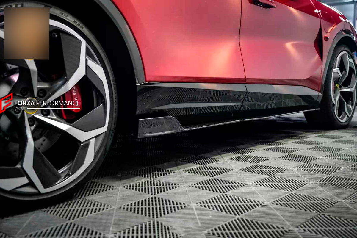DRY CARBON BODY KIT for LOTUS ELETRE 2024+

Set includes:

Front Lip
Front Bumper Trims
Fender Flares
Side Skirts
Roof Spoiler
Rear Spoiler
Rear Air Vent Covers
Rear Diffuser

Material: Dry Carbon

Note: Professional installation is required.