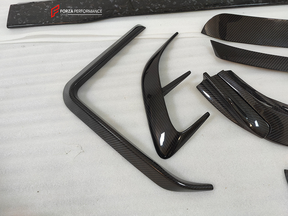 DRY CARBON BODY KIT for ROLLS-ROYCE GHOST 2020+

Set includes:

Front Lip
Front Bumper Covers
Side Skirts
Roof Spoiler
Rear Spoiler
Rear Bumper Covers
Rear Diffuser

Material: Dry Carbon

NOTE: Professional installation is required