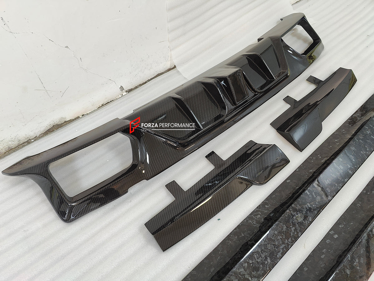 DRY CARBON BODY KIT for ROLLS-ROYCE GHOST 2020+

Set includes:

Front Lip
Front Bumper Covers
Side Skirts
Roof Spoiler
Rear Spoiler
Rear Bumper Covers
Rear Diffuser

Material: Dry Carbon

NOTE: Professional installation is required