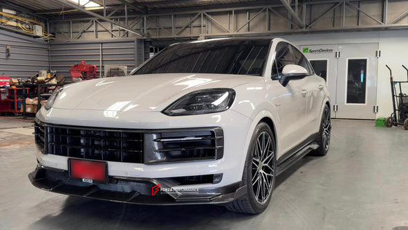 DRY CARBON BODY KIT for PORSCHE CAYENNE 9Y0 9YB COUPE FACELIFT 2023+

Set includes:

Front Lip
Front Bumper Air Vent Trims
Side Skirts
Roof Spoiler
Rear Diffuser