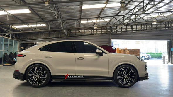 DRY CARBON BODY KIT for PORSCHE CAYENNE 9Y0 9YB COUPE FACELIFT 2023+

Set includes:

Front Lip
Front Bumper Air Vent Trims
Side Skirts
Roof Spoiler
Rear Diffuser