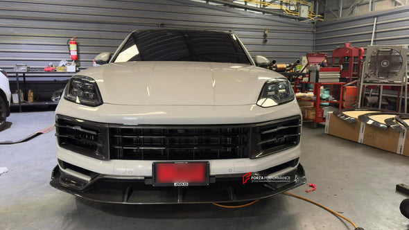 DRY CARBON BODY KIT for PORSCHE CAYENNE 9Y0 9YB COUPE FACELIFT 2023+

Set includes:

Front Lip
Front Bumper Air Vent Trims
Side Skirts
Roof Spoiler
Rear Diffuser