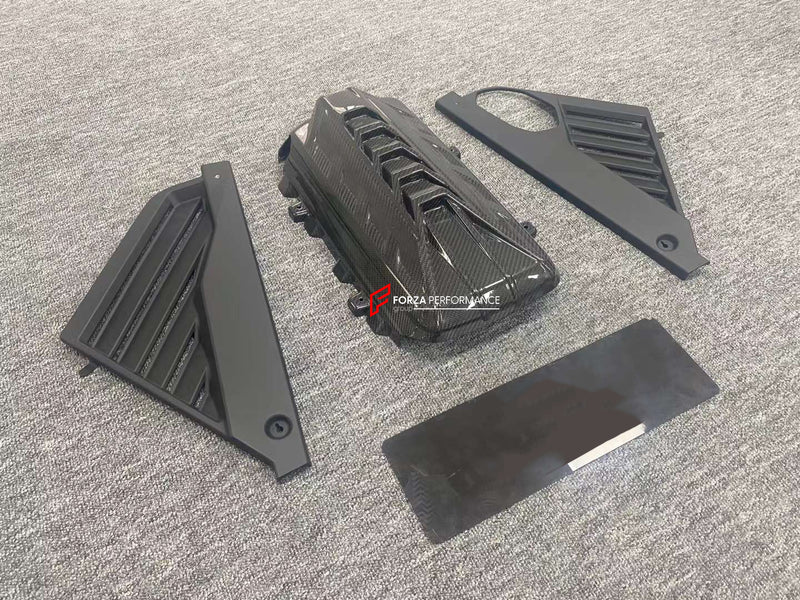 DRY CARBON ENGINE COVER for CHEVROLET CORVETTE C8 STINGRAY 2020+