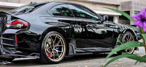 DRY CARBON FIBER BODY KIT for BMW M2/M2C G87

Set includes:

Front Lip
Front Grille
Front lower Mesh
Front fenders
Side skirts
Rear Diffuser
Rear Bumper canards
Rear Spoiler
Rear trunk (OEM size)

Material: Dry Carbon Fiber

NOTE: Professional installation is required