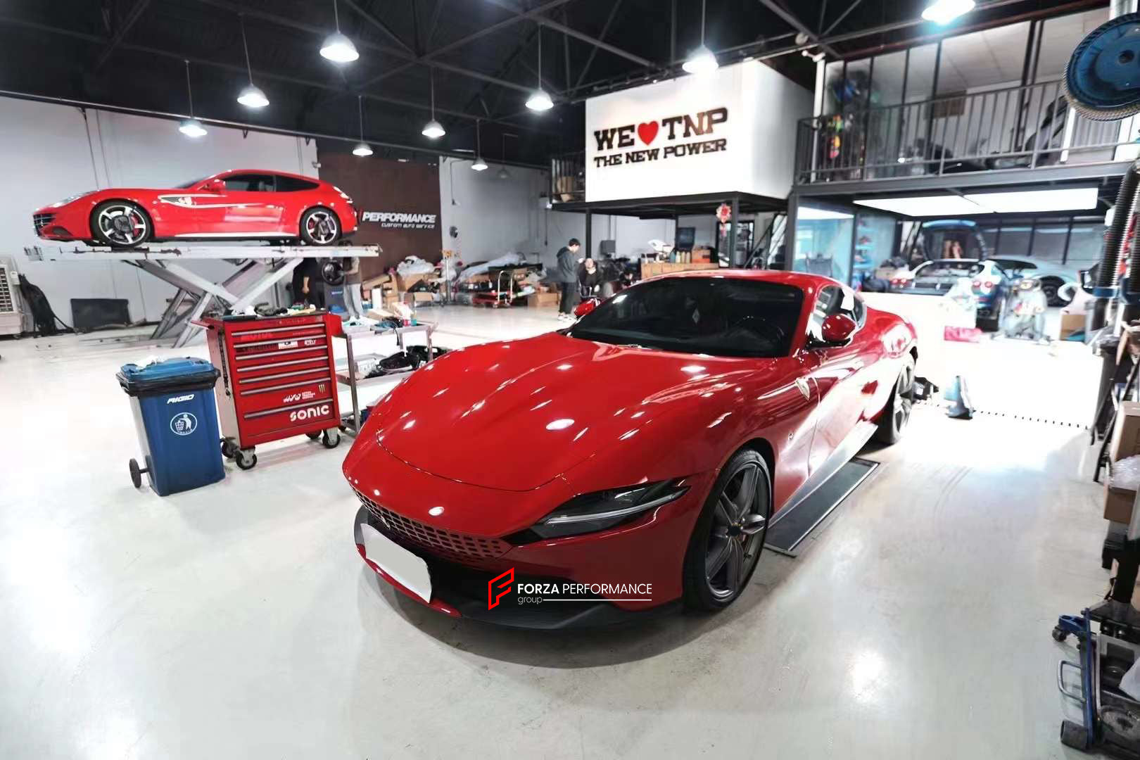 FORZA CARBON AERO KIT for FERRARI ROMA  Set includes:  Front Lip Side skirts Rear Diffuser Rear Spoiler