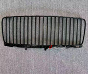 FRONT GRILLE FOR BENTLEY BENTAYGA PL71 FACELIFT 2020+

Set includes:

Front Grille

Material: ABS Plastic

NOTE: Professional installation is required. Please double-check described part number with your dealer