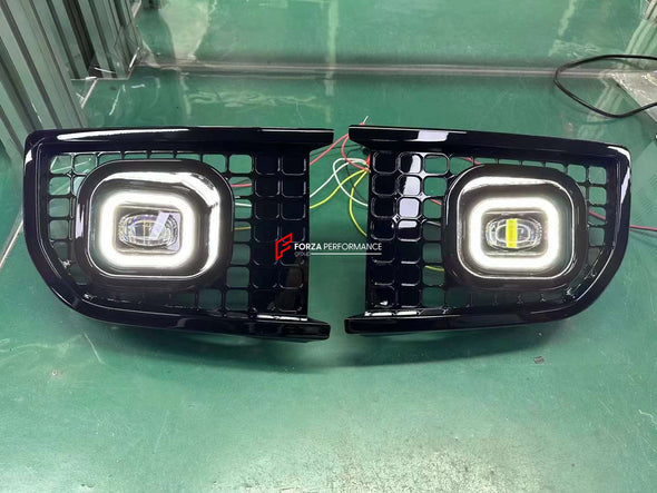 FRONT LED FOG LIGHTS WITH BUMPER AIR VENTS for LAND ROVER DEFENDER L663 2020+  Set includes:  Fog Lights with Bumper Air Vents