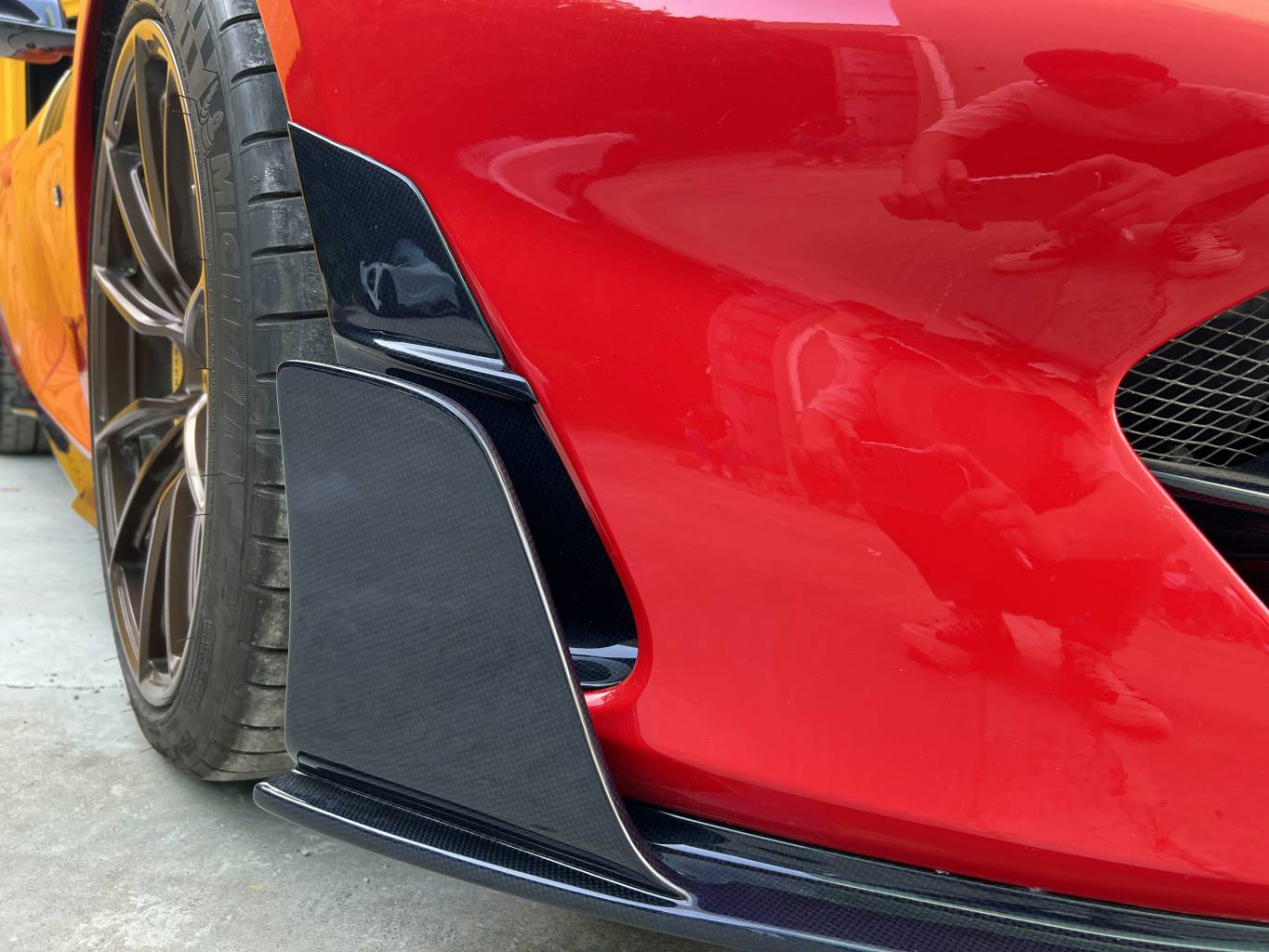 Carbon Fiber Body Kit 2018+ Ferrari 812 Superfast | GTS

Set includes:

Front Lip
Front Bumper Air Vent
Front Bumper Canards
Hood
Mirror Covers
Door Siils
Side Skirts
Side Fenders
Engine Pannels
Trunk Spoiler
Rear Diffuser

Material: Dry Carbon

Note: Professional installation is required

Production time: 20 days

Payment ►
Visa

Mastercard

PayPal with a credit card (add 4.4% at checkout)
Payoneer
Cryptocurrency
Shipment ►
By express DHL/UPS/TNT/FedEx
To the local international airport
Special line by air