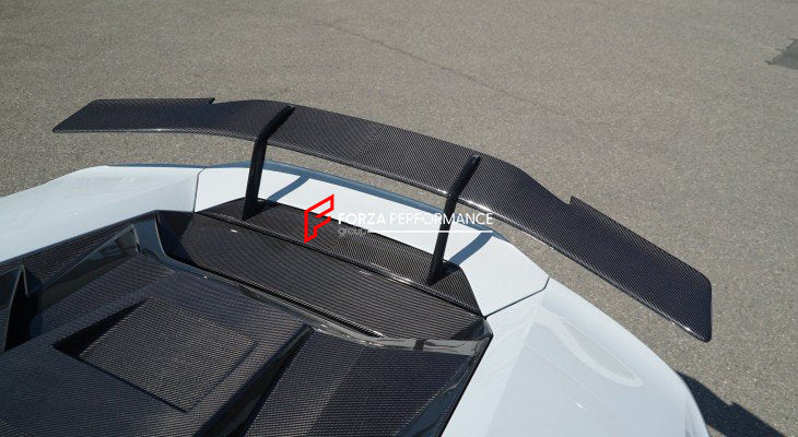DRY CARBON N TYPE WIDE BODY KIT V2 for LAMBORGHINI HURACAN EVO  Set includes: Front Lip Side Skirts Rear Diffuser Rear Spoiler