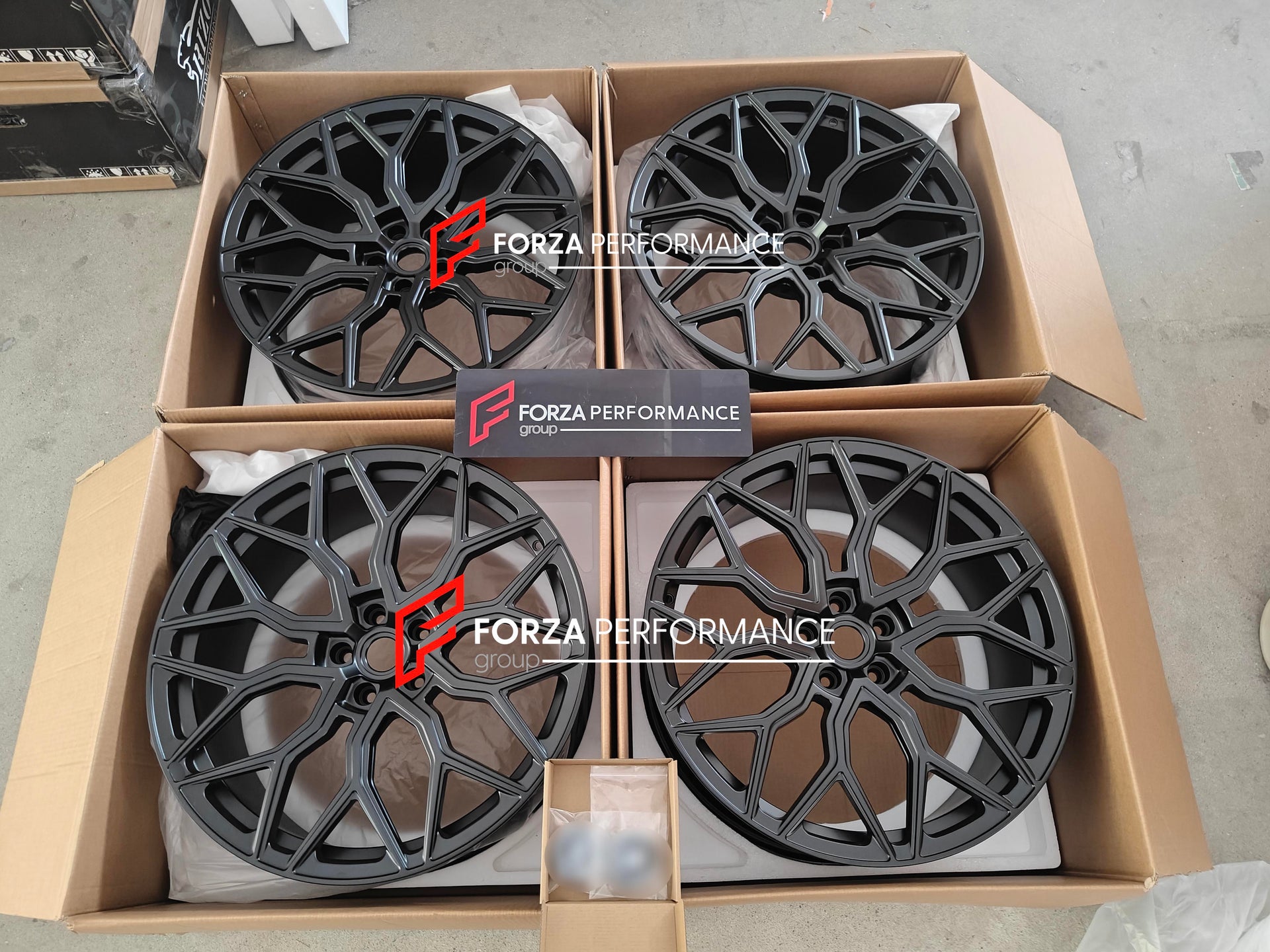 FORGED WHEELS RIMS FOR LAND ROVER RANGE ROVER L460 2026 P530 Forza Performance custom fit buy Vossen HF-2 style design wheels