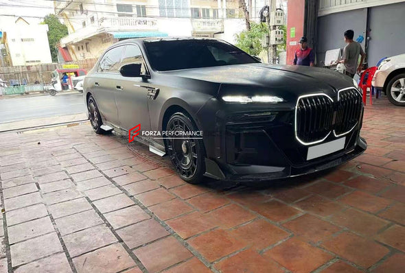 MANSORY STYLE DRY CARBON BODY KIT for BMW 7 SERIES G70 2022+  Set includes:  Front Lip Front Bumper Trims Front Bumper Air Vent Covers Side Mirror Covers Side Trims Side Skirts Roof Spoiler Rear Spoiler Rear Diffuser