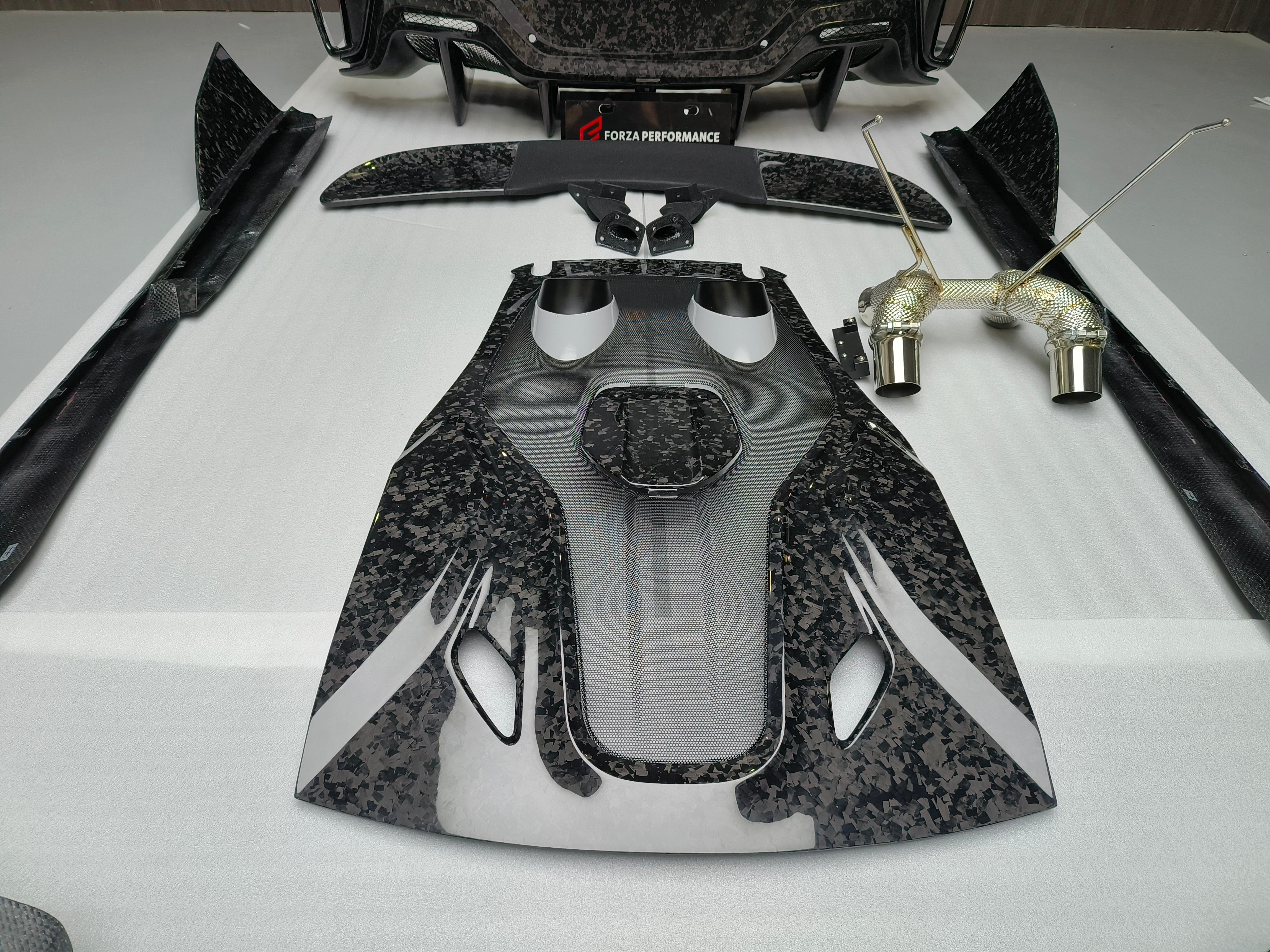 CONVERSION UPGRADE FORGED CARBON BODY KIT for MCLAREN 570S 540C upgrad
