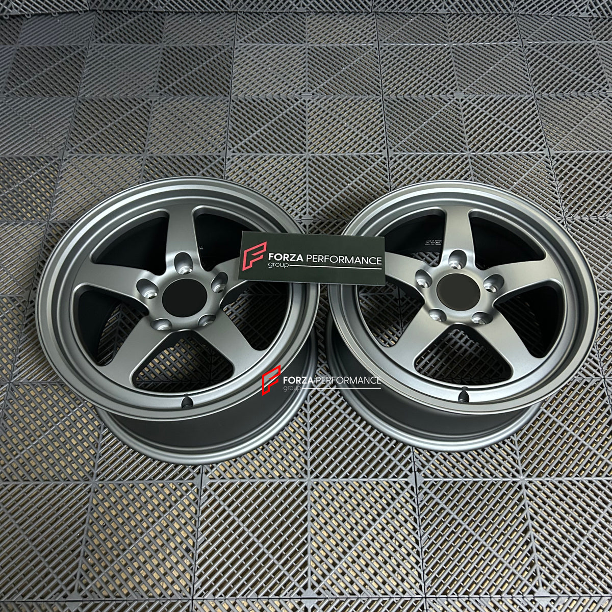 MOMO ETNA M111 STYLE 17 INCH FORGED WHEELS RIMS for PORSCHE 911
