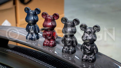 MULTICOLOR DRY CARBON | FORGED CARBON BEARS   Whether you want to check the quality of our carbon fiber or simply decorate your interior, we offer a wide selection of carbon bears of different types and colors.  Set includes: Carbon Bear