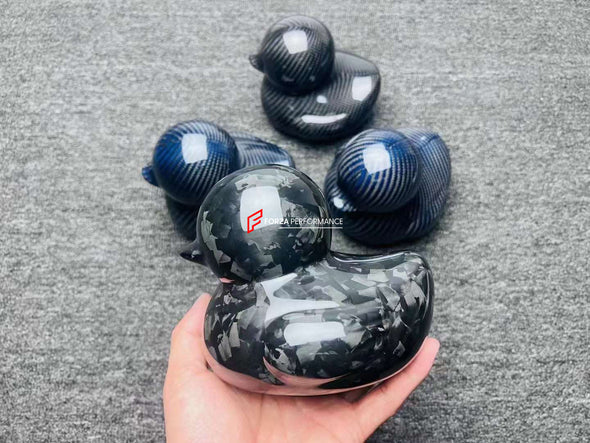MULTICOLOR DRY CARBON | FORGED CARBON DUCKS Whether you want to check the quality of our carbon fiber or simply decorate your interior, we offer a wide selection of carbon ducks of different types and colors.  Set includes: Carbon Duck