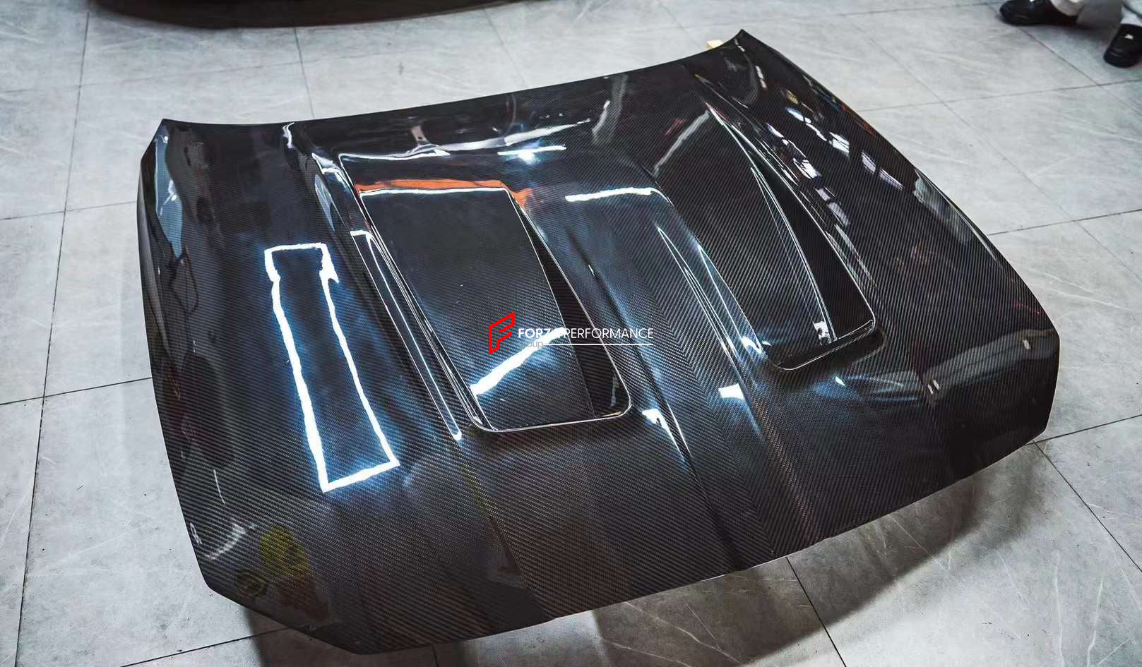CARBON HOOD for BMW M3 G80 M4 G82 G8X 2020+

Set includes:

Hood

Material: Carbon Fiber
Note: Professional installation is required.