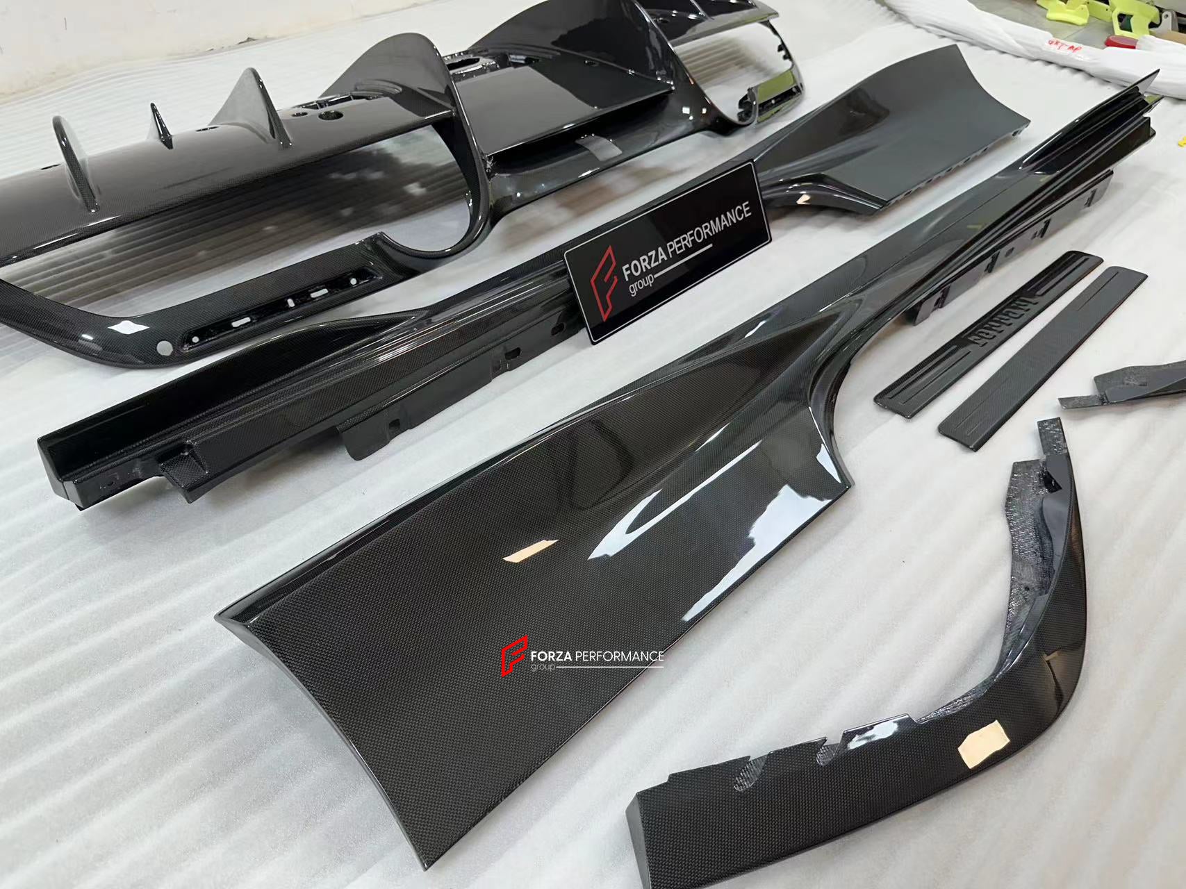DRY CARBON BODY KIT for FERRARI F8 | OEM STYLE

Set includes:

Front Lip
Front Canards
Side Skirts
Rear Diffuser
Engine Cover

Material: DRY Carbon Fiber

Note: Professional installation is required.

* Contact us for pricing